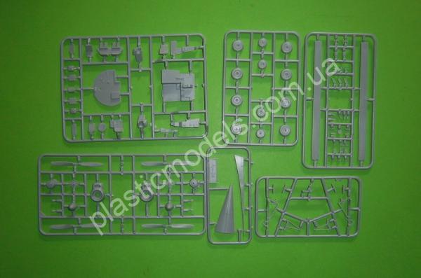 1/72 A-model 72356 Antonov An-24 (early version)