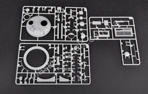 1/35 Trumpeter 5541 Soviet IT-1 Missile tank