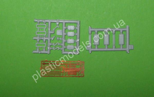 1/72 UM 284 15-cm Sturm-Infateriegeschutz 33