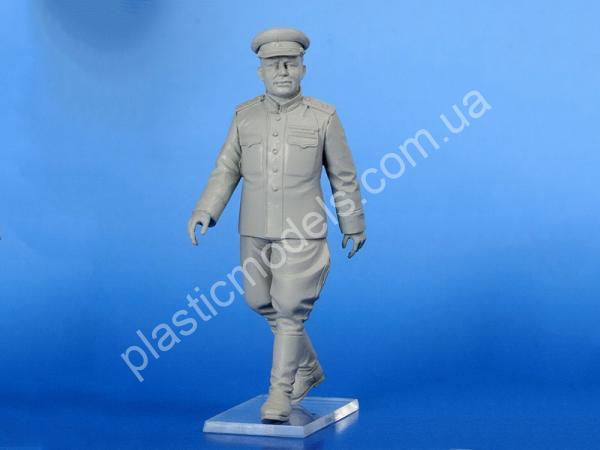 1/35 ICM 35613 Сталин и Компания