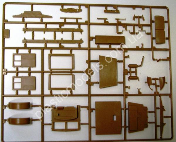 1/35 Zvezda 3647 German haevi truck Einheitsfahrerhaus L-4500