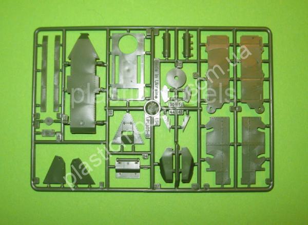 1/72 UMmt 360 Fast tank BT-5 (with cylindrical turret)