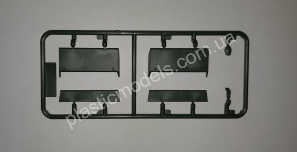 1/35 ICM 35370 German Medium Tank Pz.Kpfw. 747 T-34 (r)
