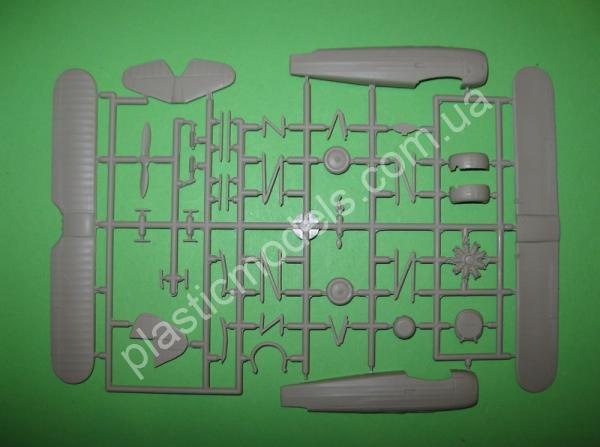 1/72 RS models 92073 Praga E-241