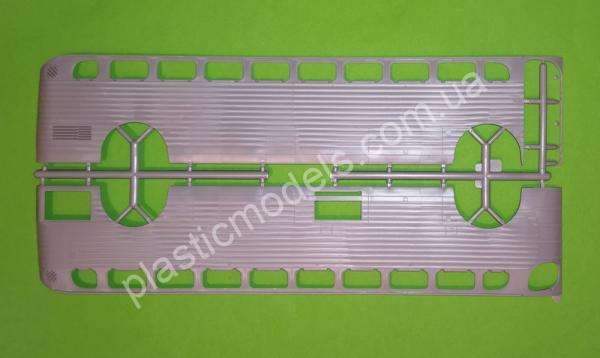 1/35 Roden 816 GMC PD3701 Silverside Bus 