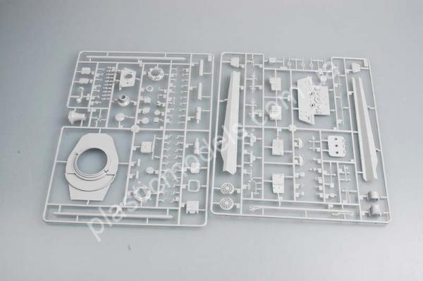1/35 Trumpeter 1538 German tank E-75