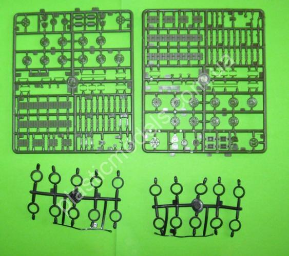 1/72 UM 387 Self-propelled artillery plant SU-122P