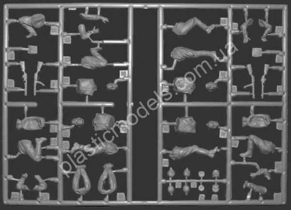 1/35 MiniArt 35001 Soviet infantry at rest (1943-1945)