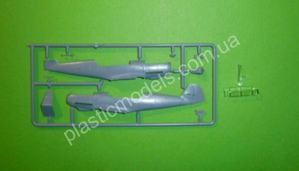 1/72 AZ model 7872 Messersmitt Bf 109S “Kampf – Zweisitzer Emil”