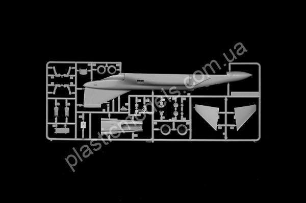 1/72 Italeri 1434 McDonnell Douglas FG.1 Phantom + Super Decal