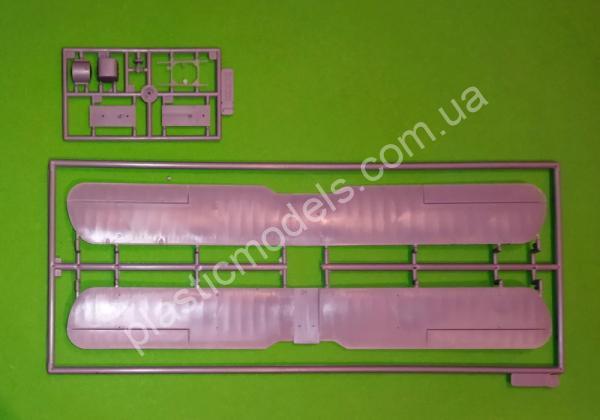 1/48 Roden 432 De Havilland D.H.4 (w/ RAF 3a)