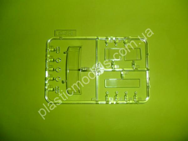 1/35 ICM 35518 ZiL-131 Emergency Truck, Soviet Vehicle