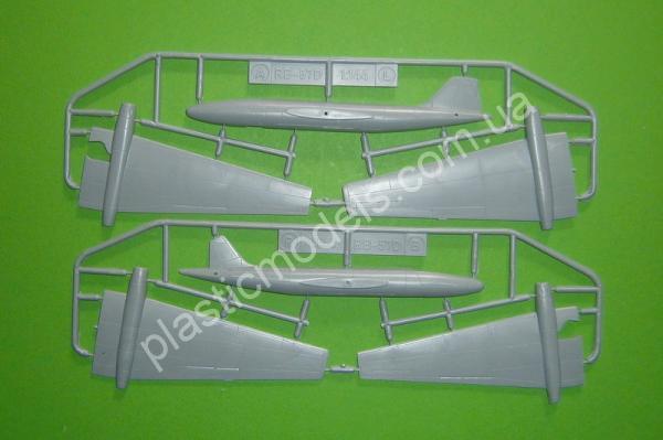 1/144 SOVA-M 14012 Martin RB-57D 