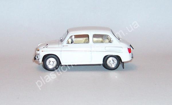 1/43 Модель автомобиля ЗАЗ-965 Э