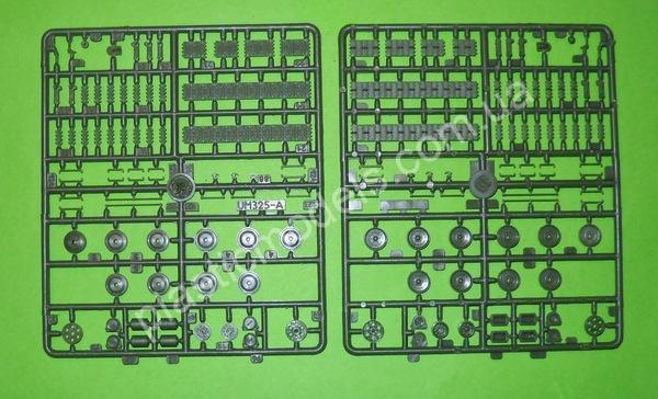 1/72 UM 327 Tank T-34/85 with D5-T gun