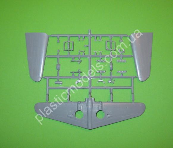1/72 AZ model 7693 Kittyhawk Mk.Ia „RAF/SAAF“