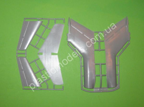 1/72 A-model 72342 Yak-42D Orel Avia