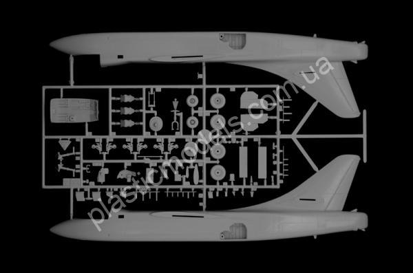 1/72 Italeri 1375 RB-66B Destroyer