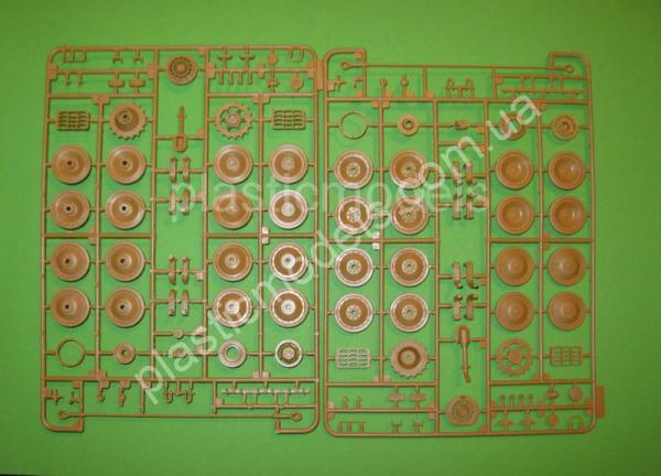1/35 ICM 35361 Pz.Kpfw. V Panther Ausf.D