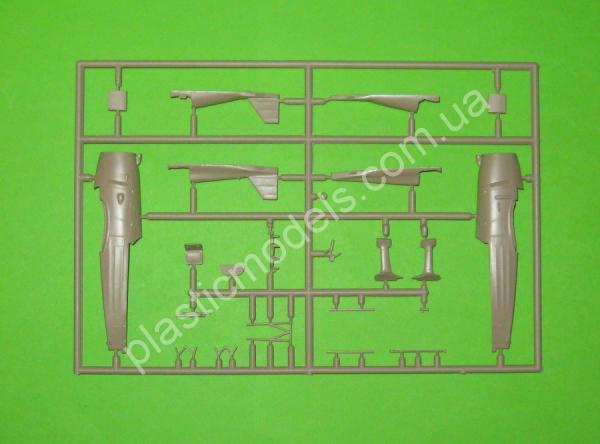 1/72 RS models 92213 BFC-2 Goshawk Curtiss American Navy Fighter - bomber