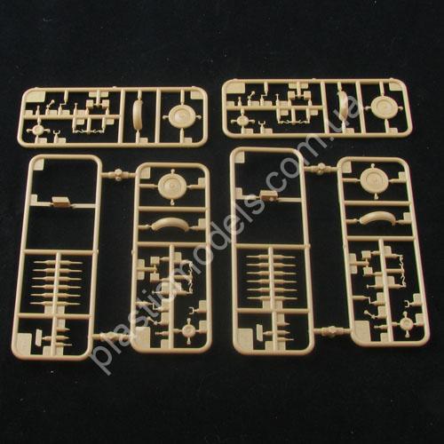 1/34 Bronco 35034 German 2.8 cm s.Pz.B. 41 Anti-Tank Gun set