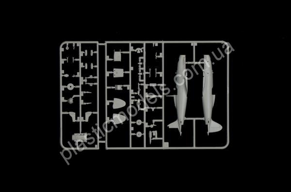 1/72 Italeri 1345 MC.202/MC.205 Italian ACES