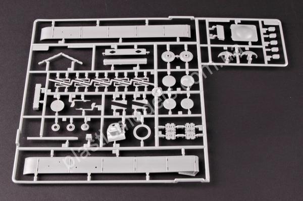 1/35 Trumpeter 00359 Russia KV-1 model 1942 Heavy Cast Turret Tank