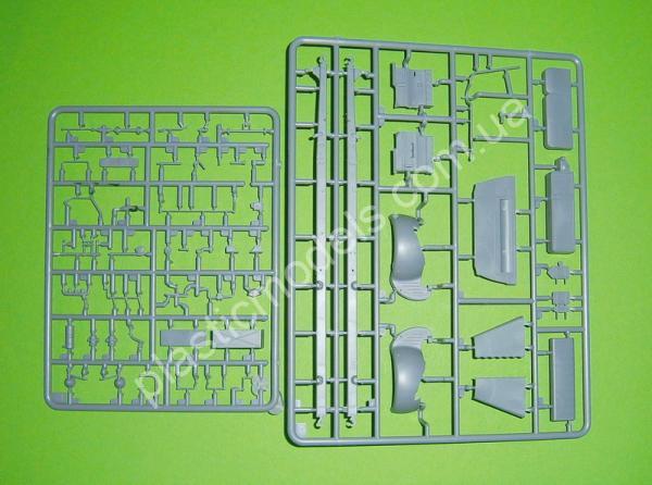 1/35 IBG 35053 3Ro Italian Truck with 100 mm 100/17 Howitzer