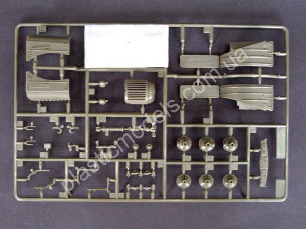 1/35 Trumpeter 01001 ZIL-157 6X6 military truck