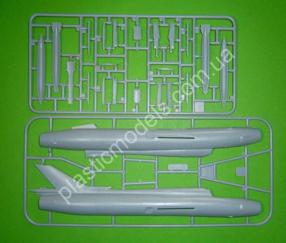 1/72 Modelsvit 72058 Su-17M4R Ukrainian A.F.