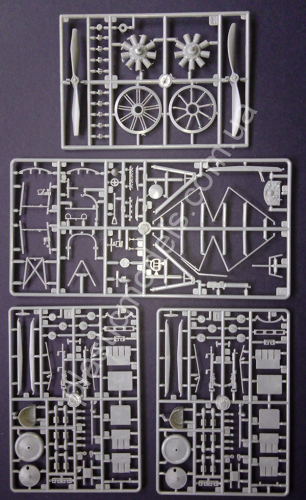 1/32 Roden 637 Sopwith 1 1/2 Strutter Comic Fighter