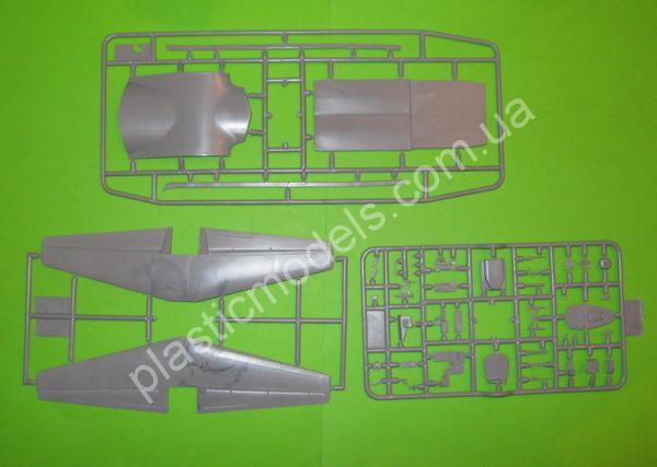 1/72 A-model 72141-01 Самолет Антонов Ан-8 ВСУ ТГ-16