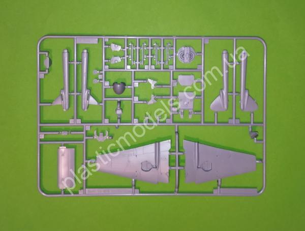 1/72 Special hobby 72455 DH.100 Vampire FB.Mk.9 ’Tropicalised Fighter-Bomber’