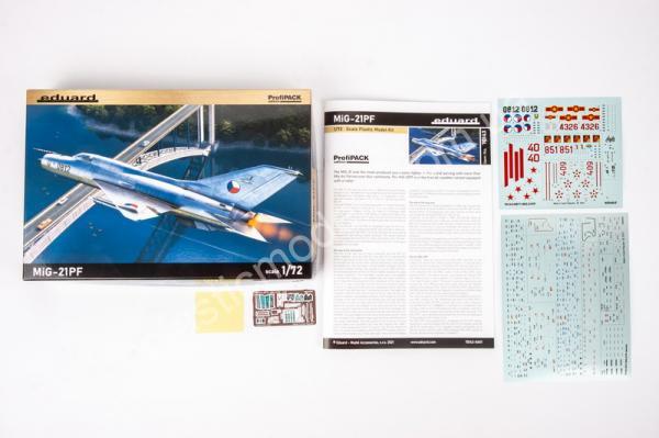 1/72 Eduard 70143 MiG-21PF