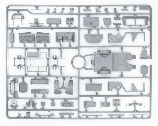 1/35 ICM 35582 le.gl.Einheitz-Pkw Kfz.1 Soft Top German Light Personnel Car
