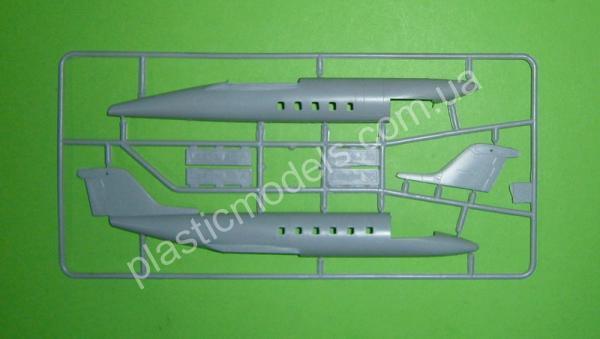 1/72 SOVA-M 72028 Learjet 35A (1982 Falkland war)