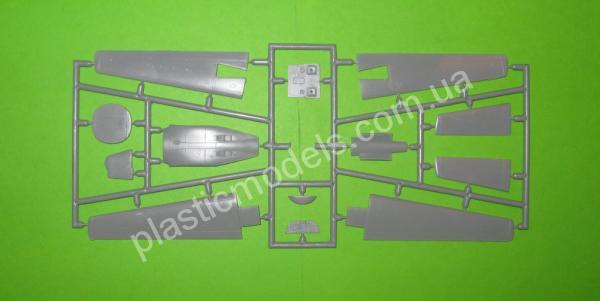 1/72 A-model 72310 Lear Fan 2100