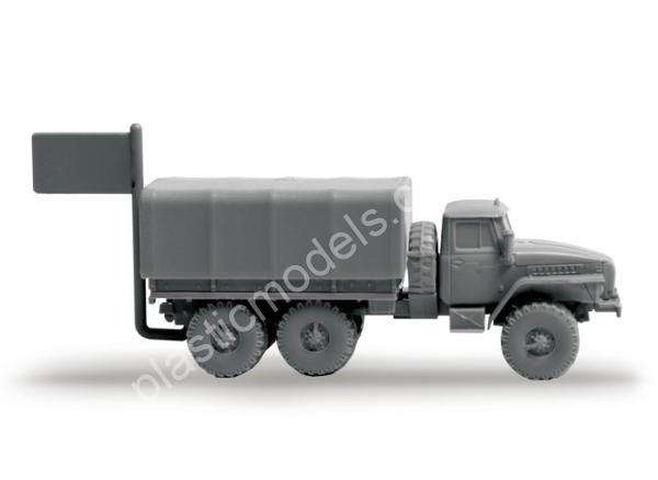 1/100 Zvezda 7417 Советский армейский грузовик 
