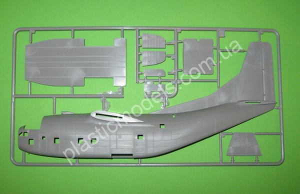 1/72 Roden 057 Fairchild C-123K / UC-123K
