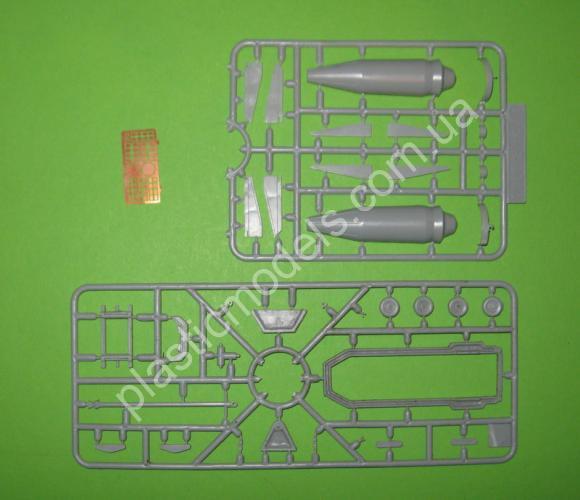 1/72 A-model NA 72009 FAB-9000 M54 (Soviet high-explosive bomb)