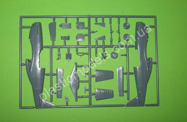 1/72 AZ model 7588 P-51B Mustang Dorsal Fin USSAF