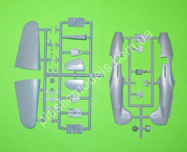 1/72 RS models 92151 TP-39 Q-5 Airacobra Trainer