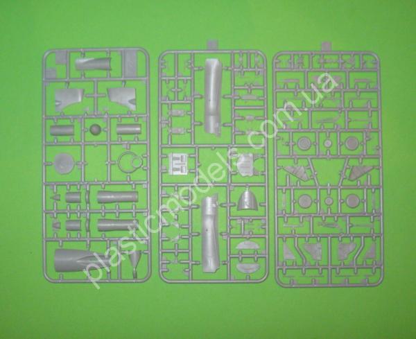 1/72 Modelsvit 72038 I-320 