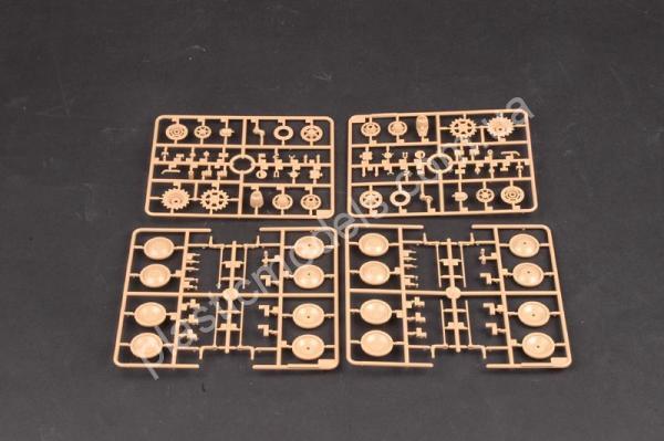1/35 HobbyBooss 82460 German VK1602 LEOPARD