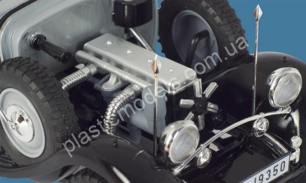 1/24 ICM 24011 Typ G4 (производства 1935г.), Автомобиль германского руководства 2 Мировой Войны