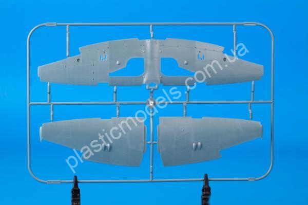 1/48 Eduard 82121 Tempest Mk. V series 1