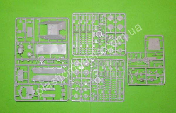 1/72 UM 359 Self-propelled 10,5cm STuH 44/2 auf Jagdpanzer 38(t)