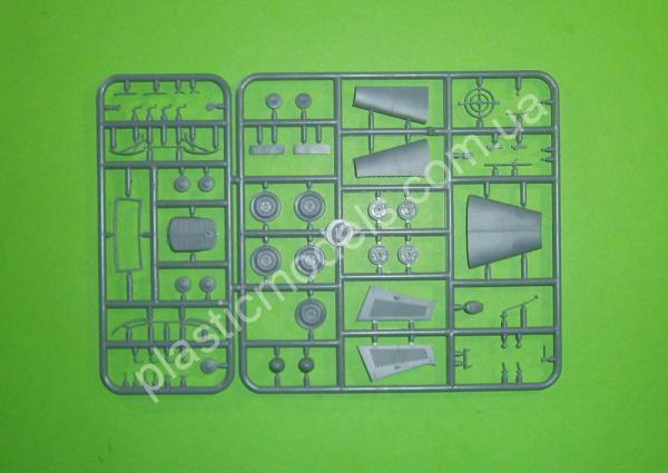 1/35 Master Box 3531 Radio car Kfz. 2 Type 170VK