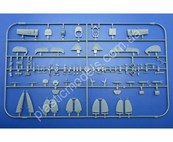 1/48 Eduard 8283 Spitfire Mk. IXe
