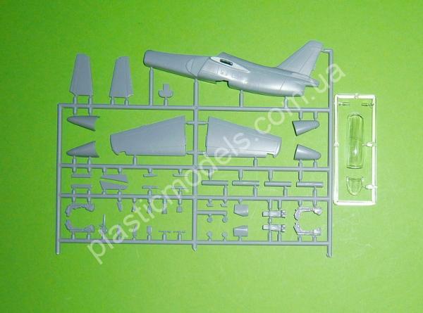 1/72 Kovozavody Prostejov 0405 SIAI S-211 „Philipine AF“